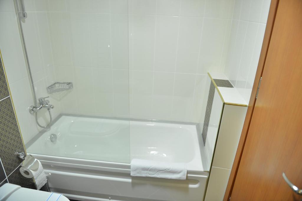 Inci Hotel Adana Habitación foto